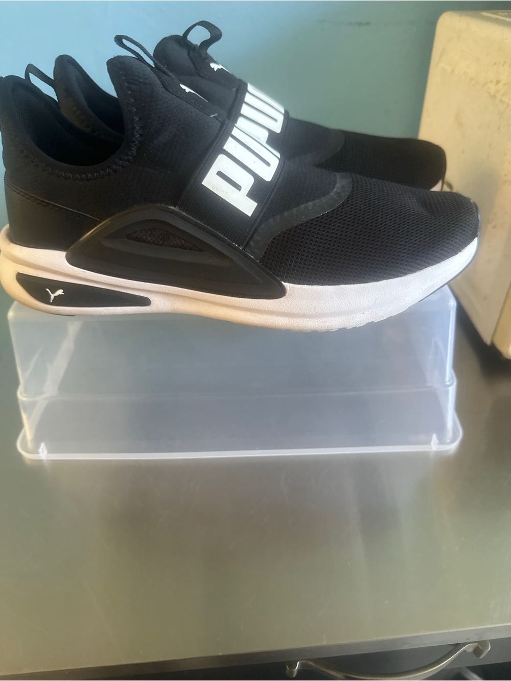 (SOLD) Puma Black White SoftFoam+ Slip-On Athletic Sneakers Shoes Size US 9.5